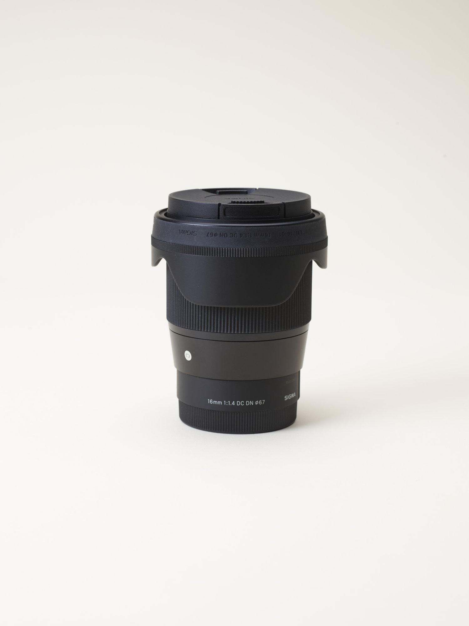 Sigma 16mm f/1.4 DC DN Contemporary (Sony E)